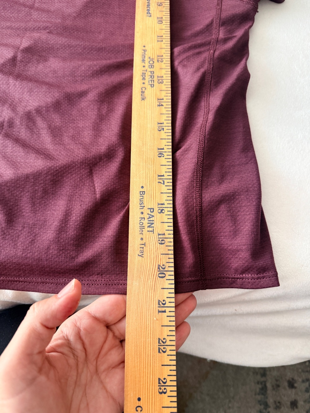 Fjallraven Women's Abisko Lite Short Sleeve T-Shirt - XS Maroon / Burgendy - Picture 5 of 8